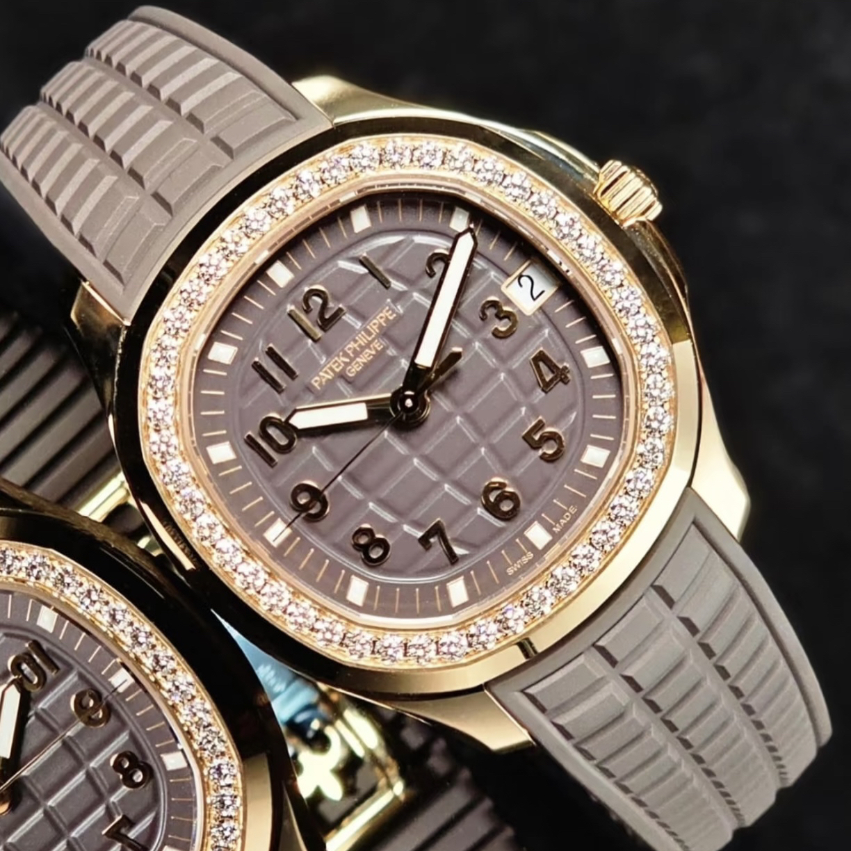 未使用 Patek Philippe/百达翡丽 5268/200r-010 25年全新单表