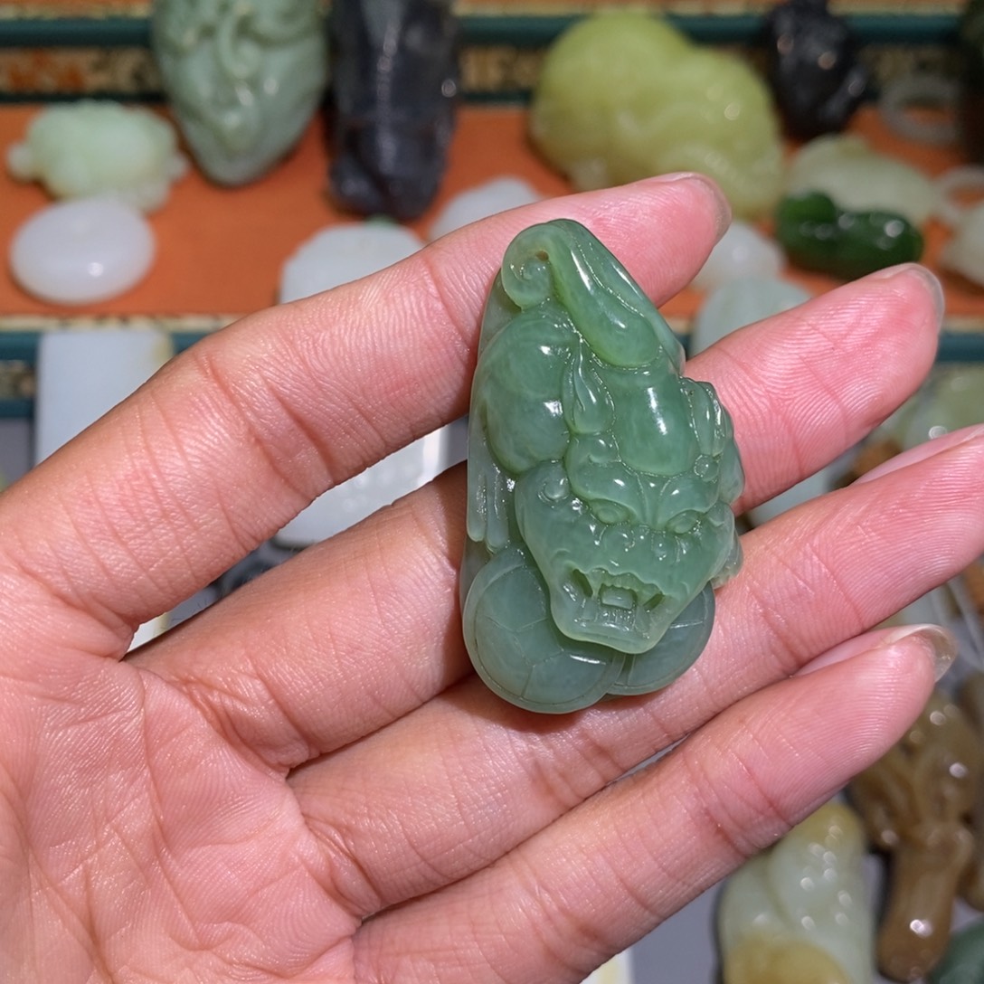 和田玉未镶嵌挂件