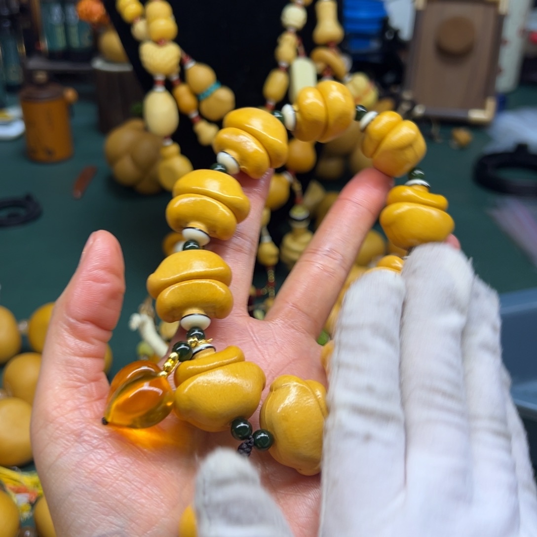 小***.大叶紫檀（黑酸枝木类）