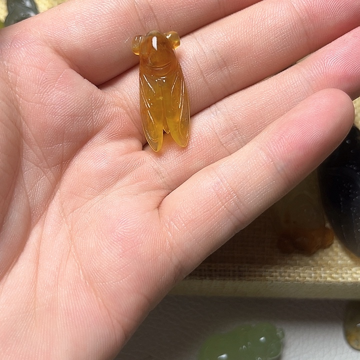 蛇纹石玉颈饰未镶嵌?****?