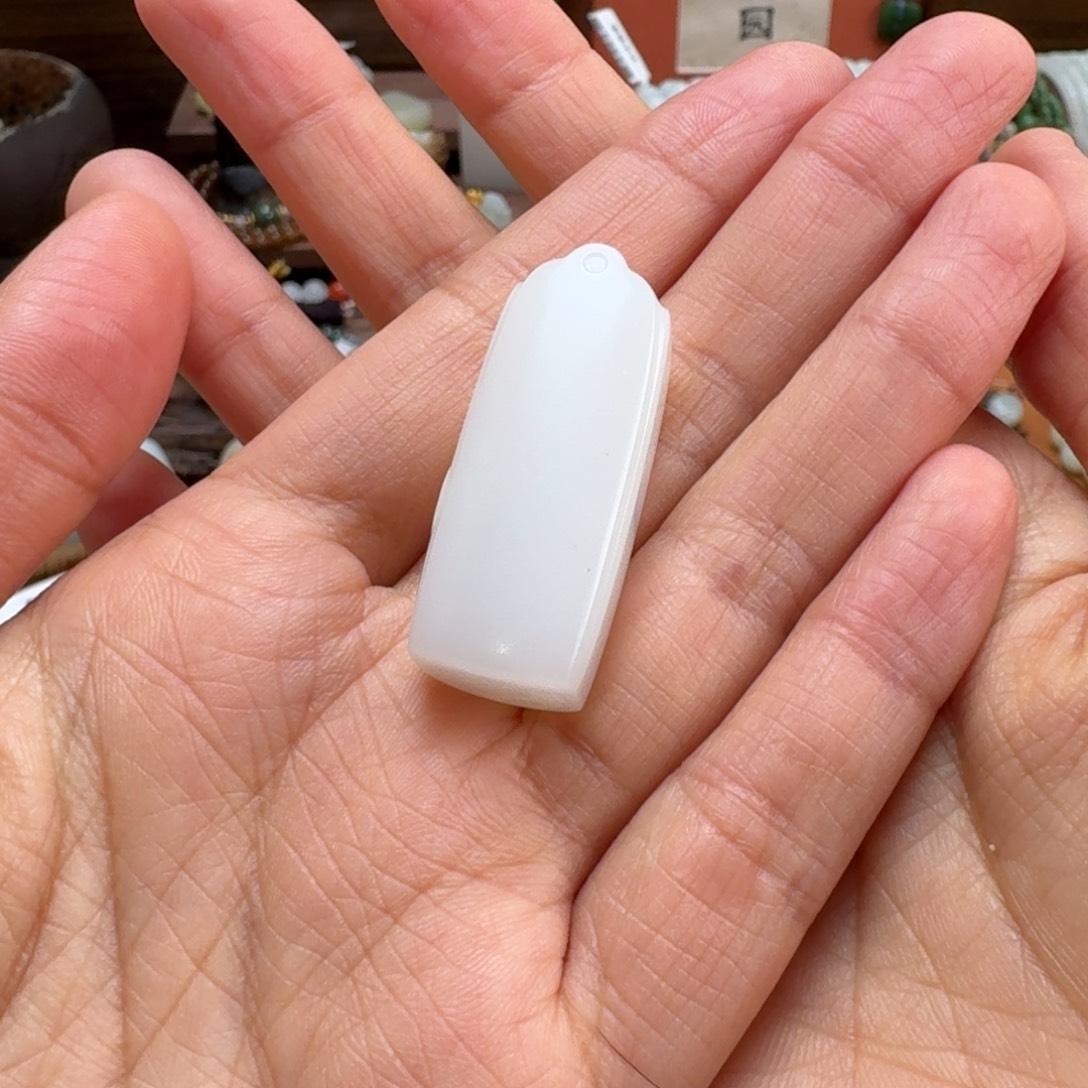 和田玉（糖玉）未镶嵌手链