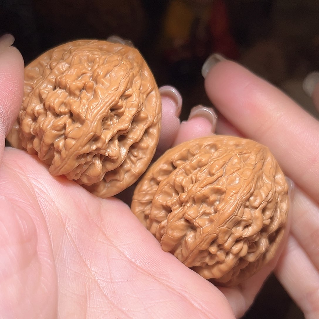 桃核把件虎头王43文玩