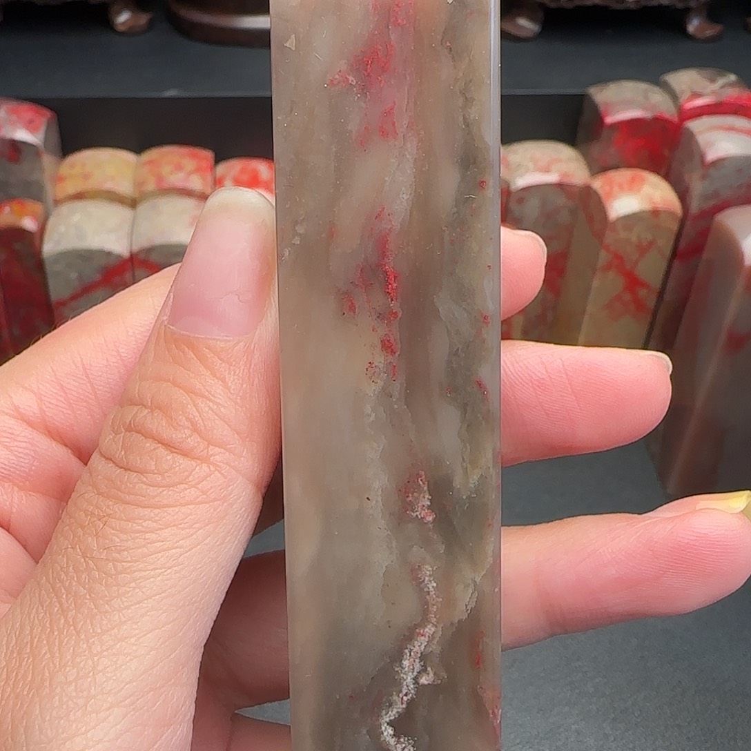 昌化石昌化鸡血石