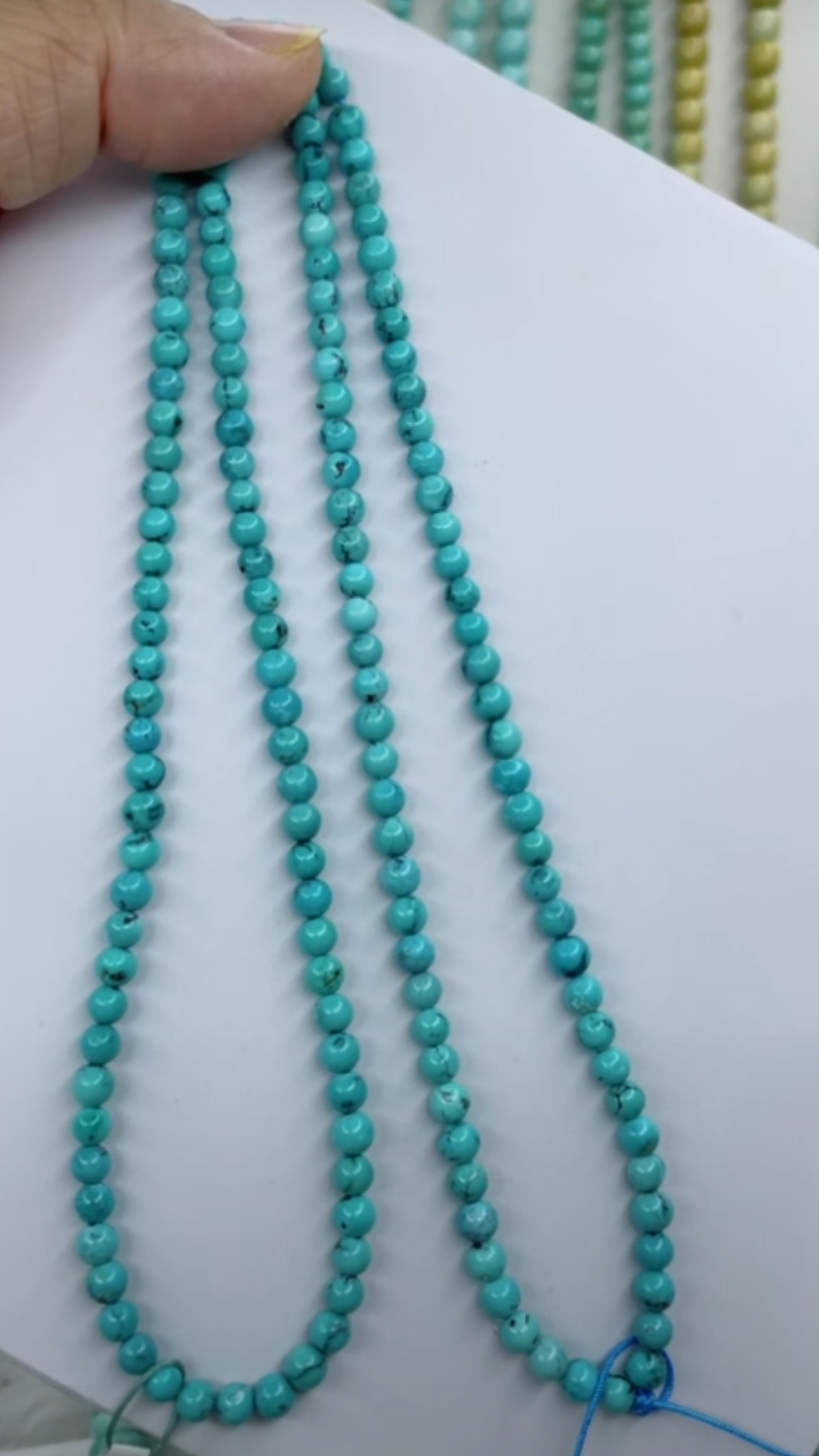 天然原矿绿松石米珠链卡4+