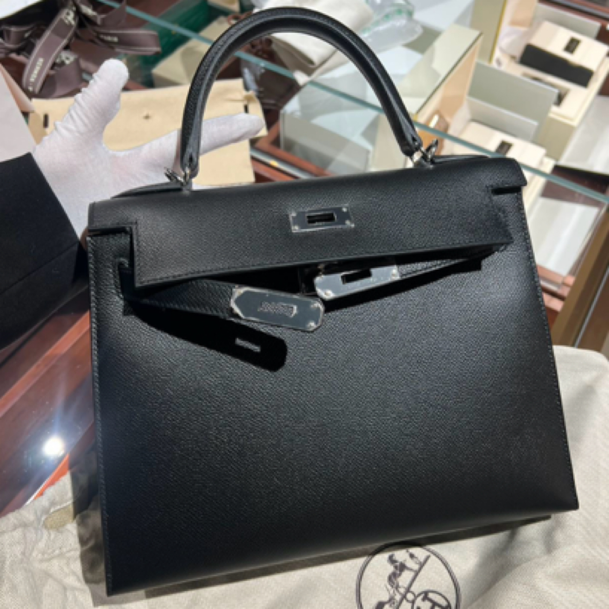 全新未使用 Hermes/爱马仕 黑银Kelly28 U刻手提包