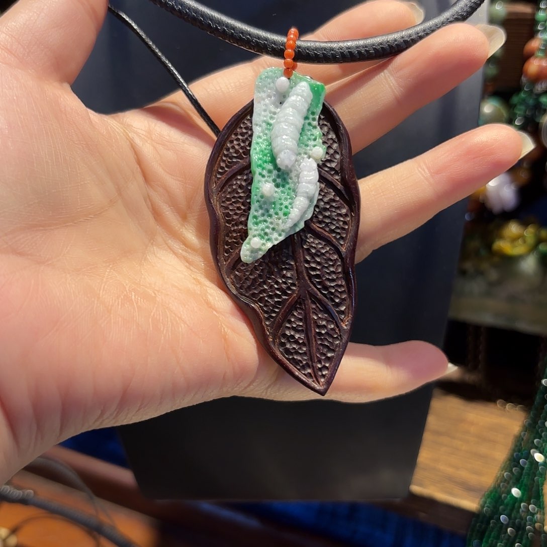 翡翠未镶嵌颈饰原创