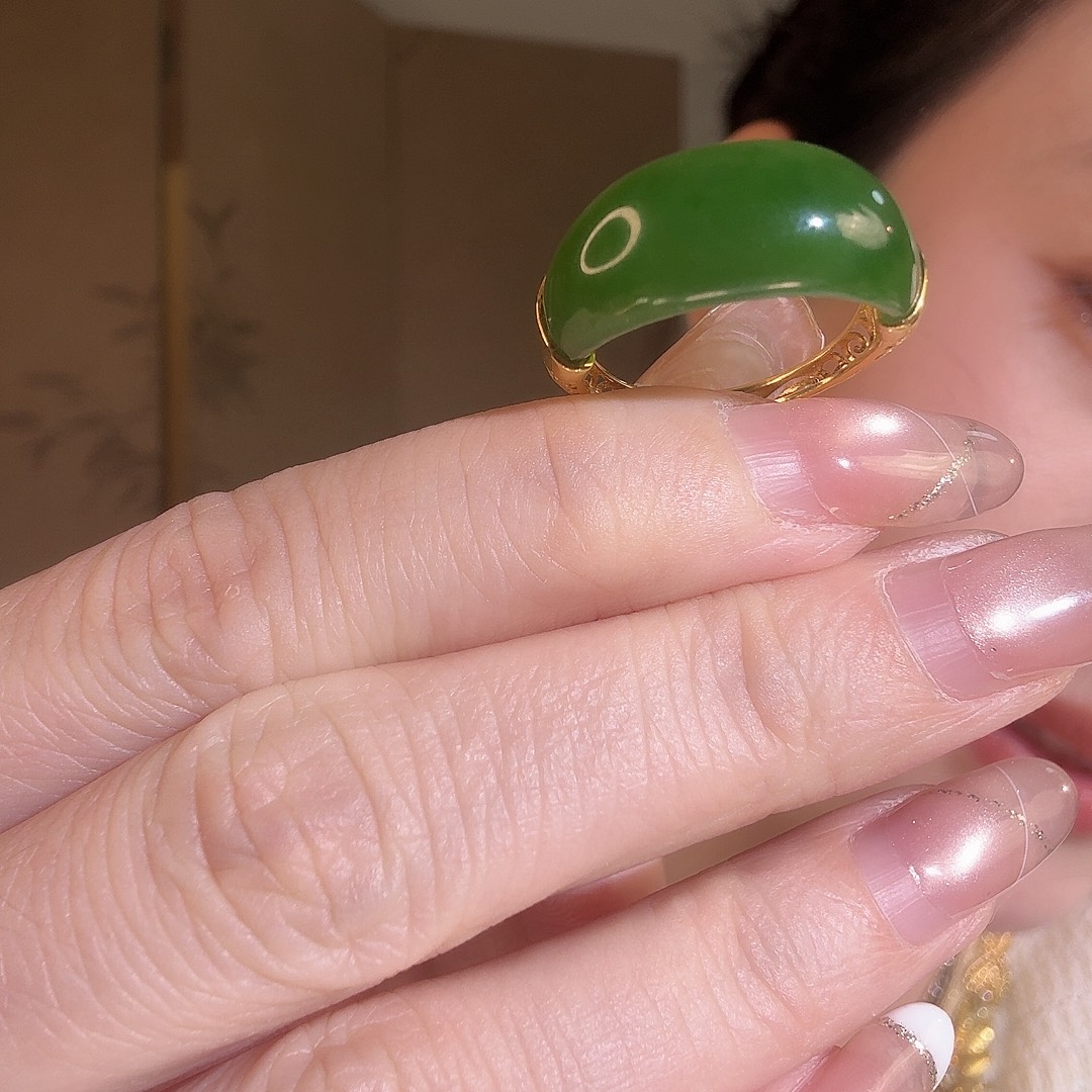 和田玉18K金镶嵌戒指