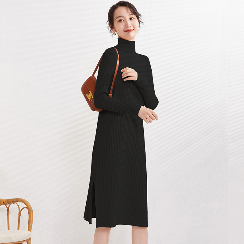 【清仓处理】大码黑色针织打底连衣裙胖妹妹女配大衣的外穿过膝高领