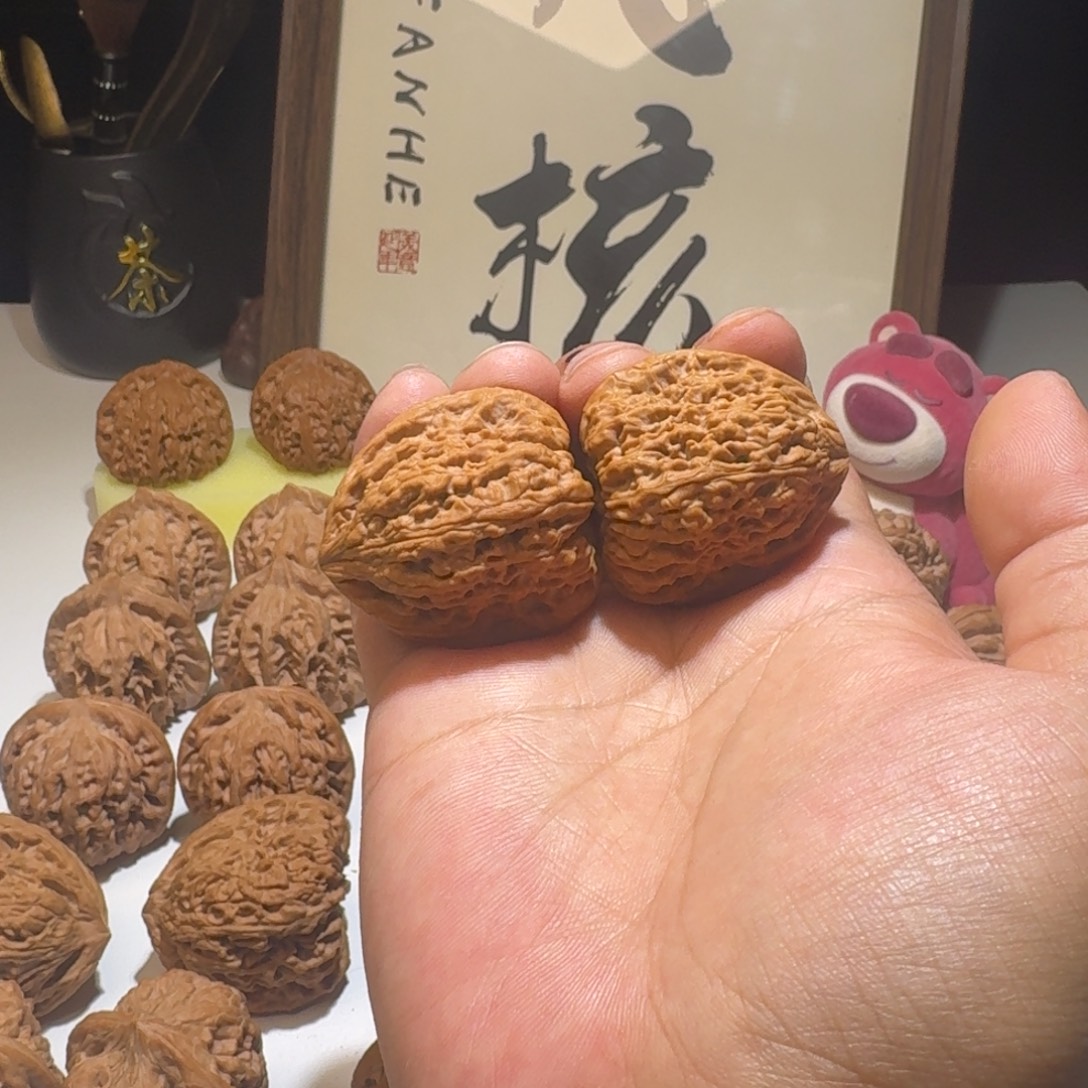 就****文玩核桃吊坠36尺寸逐鹿一代南疆石