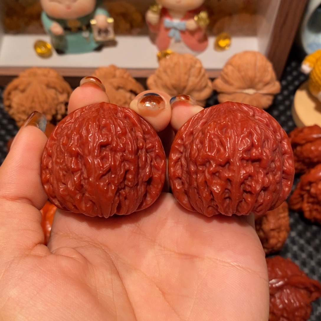 文玩核桃吊坠40.4玉化泥鳅背，0307