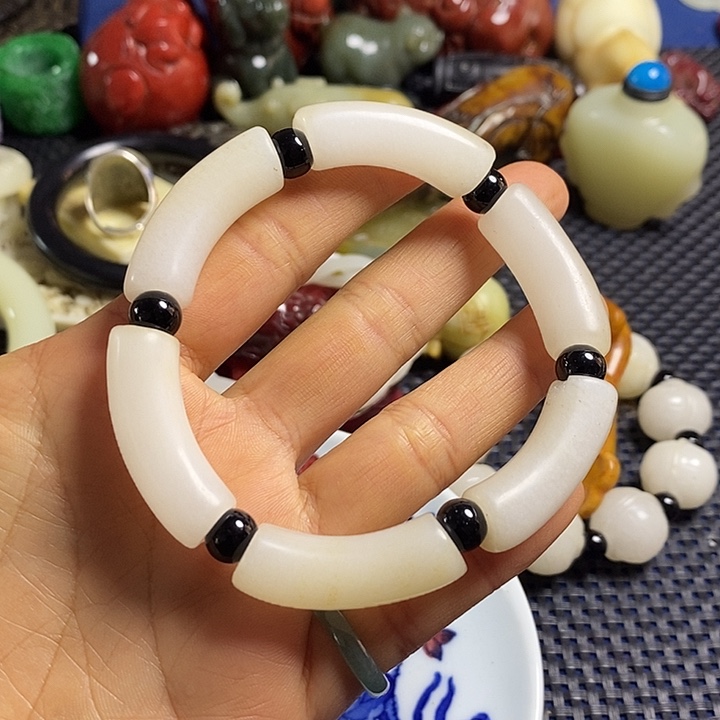 吊坠白玉菩提支持七天无理由