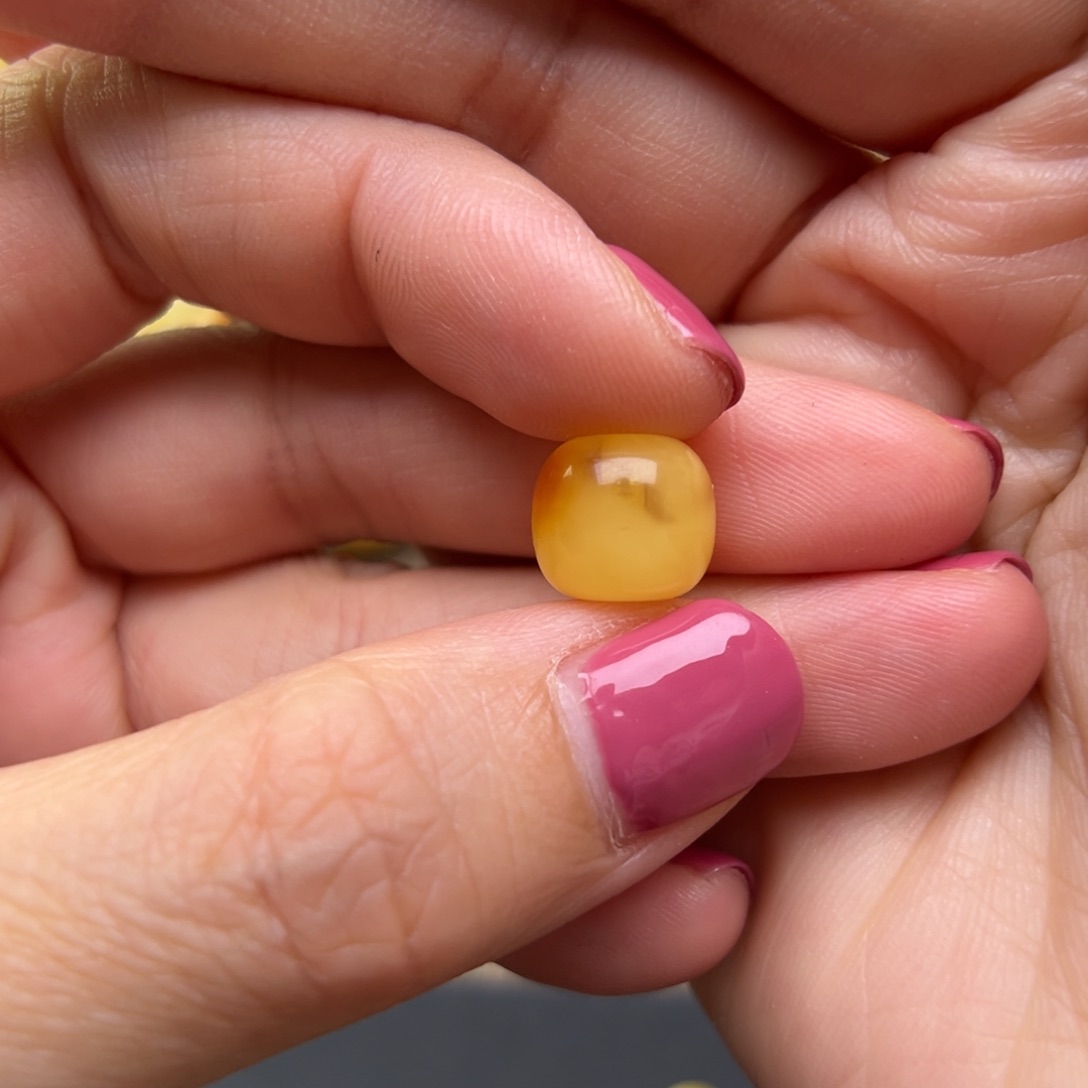 琥珀裸石未镶嵌琥珀裸石未镶嵌269