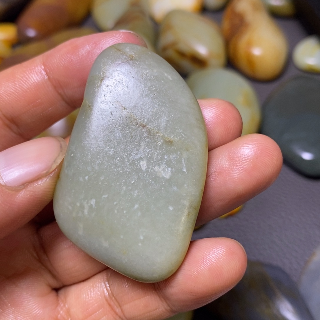 未镶嵌和田玉（糖玉）挂件