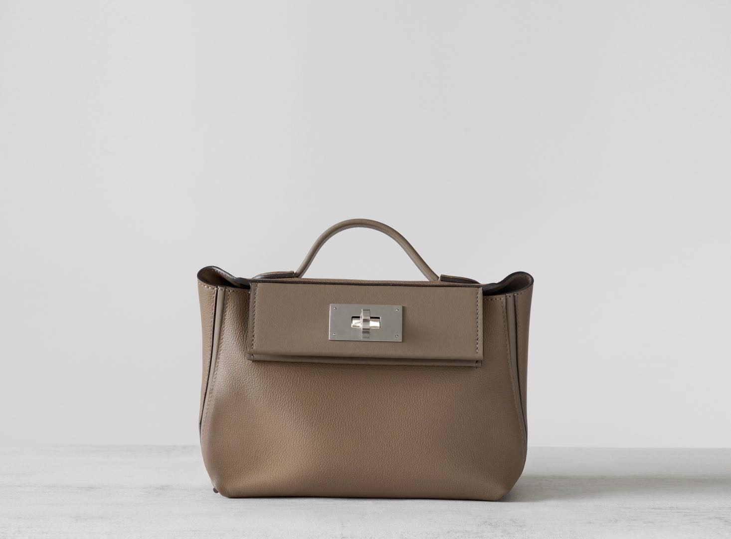 NAIYER【钢五金2424】钢五金手提单肩时尚女包0315