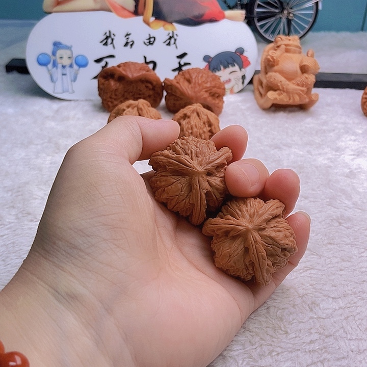 文玩核桃把件于*三棱