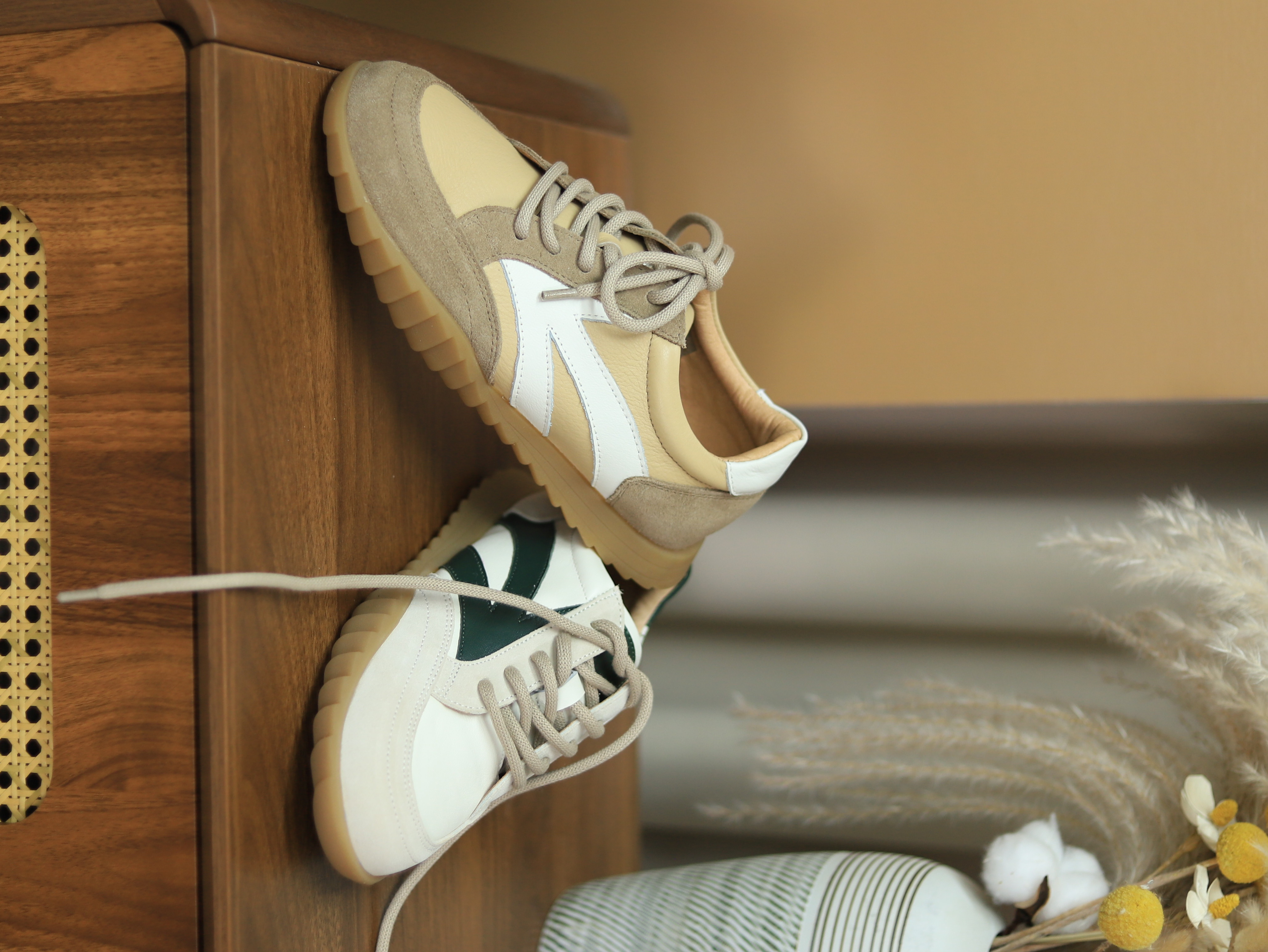 寻程2025复古平底女鞋低跟真皮休闲百搭真皮复古拼色德迅运动鞋