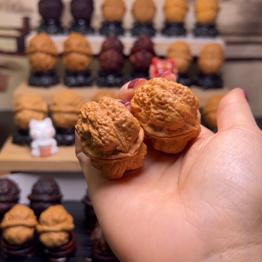 文玩核桃把件至尊龙背37H