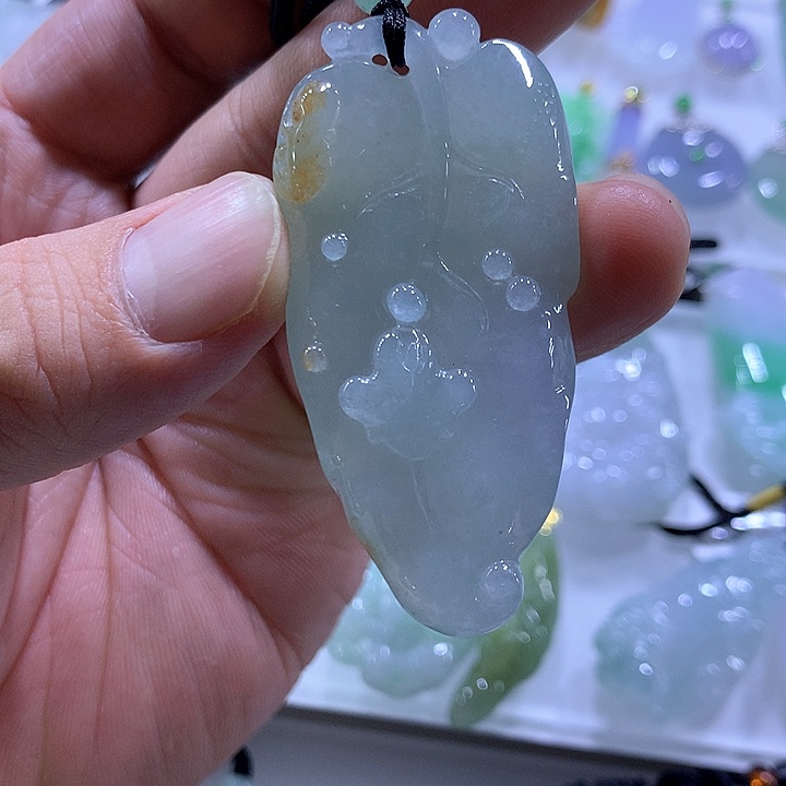 翡翠颈饰未镶嵌天然翡翠A货吊坠