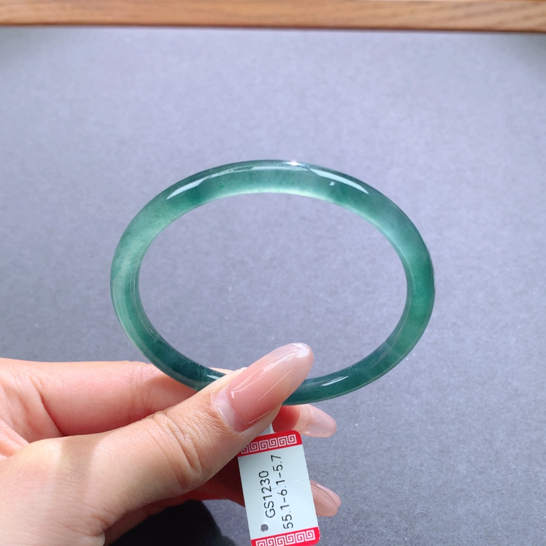 翡翠手镯未镶嵌天然翡翠叮当镯美人镯