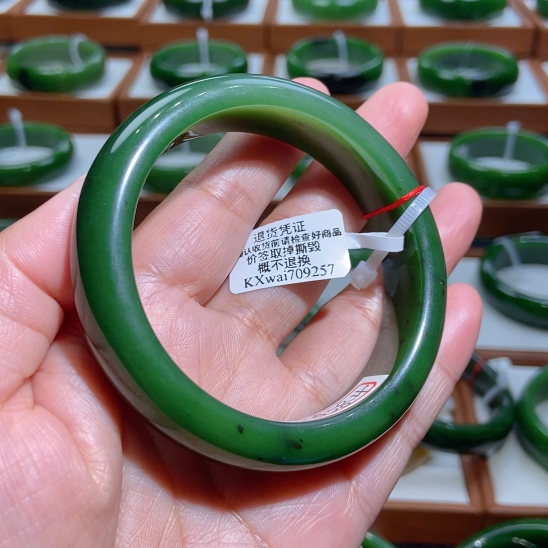 和田玉（碧玉）未镶嵌手镯辣绿5859