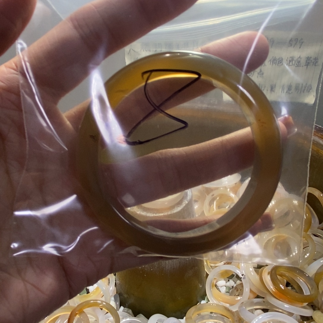 薄***脆玛瑙/玉髓未镶嵌手镯8号