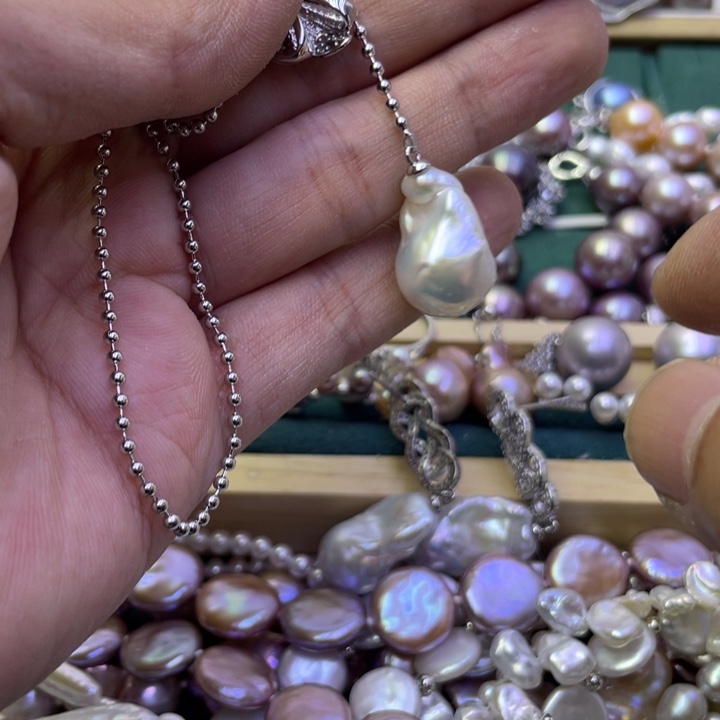 淡水珍珠颈饰合金