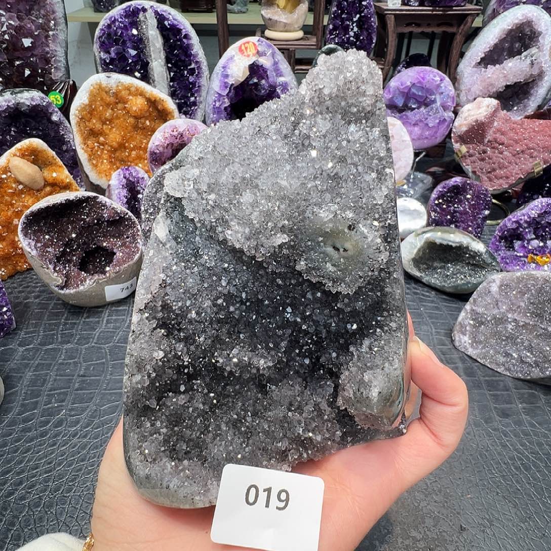 韩***假紫晶未镶嵌珠宝半成品