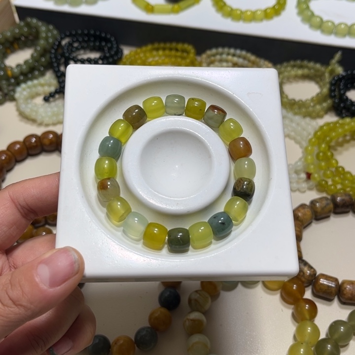 蛇纹石玉未镶嵌手链卡10