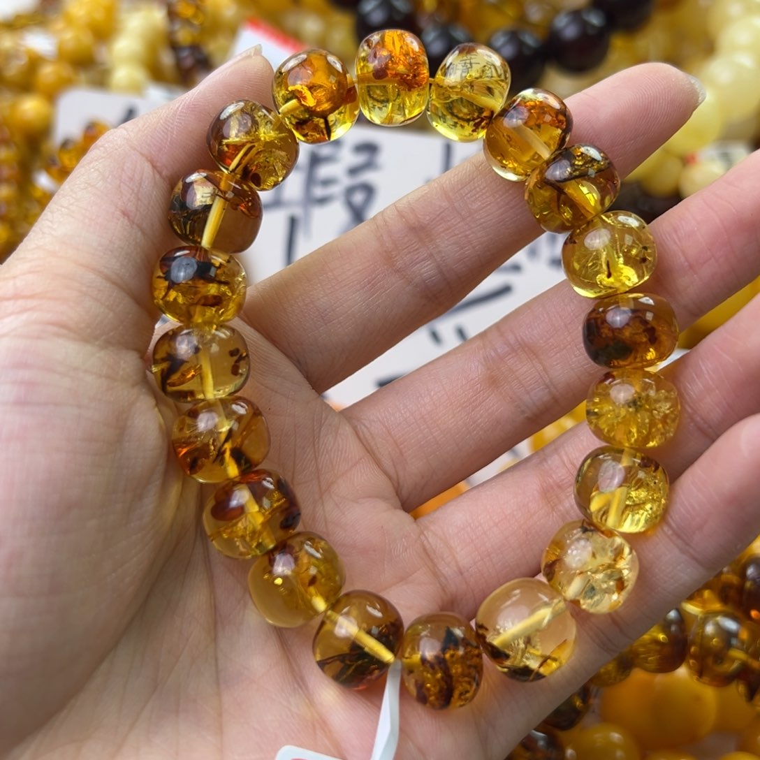 琥珀珠宝奇石未镶嵌