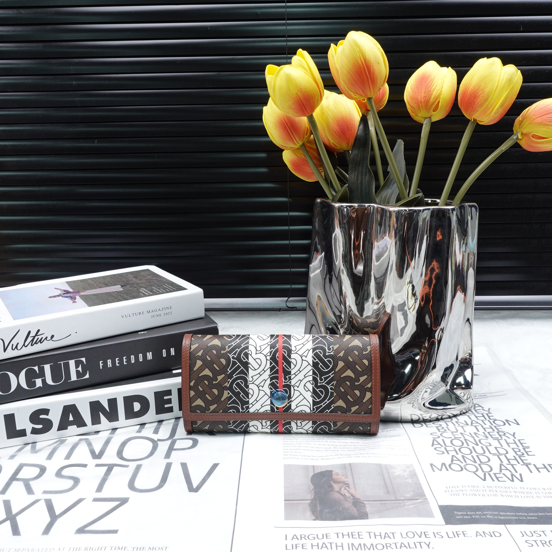 95新 BURBERRY/博柏利 钱包/T10215855