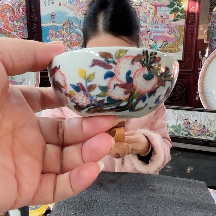 陶摆件景德镇高温陶瓷普耳杯绿希桃子画片