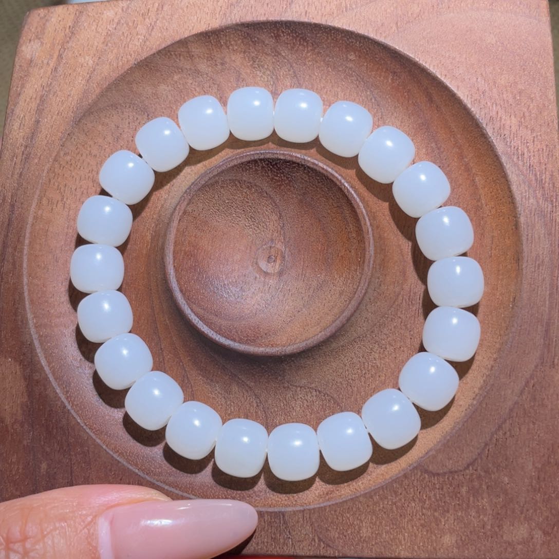 未镶嵌手链和田玉卡9