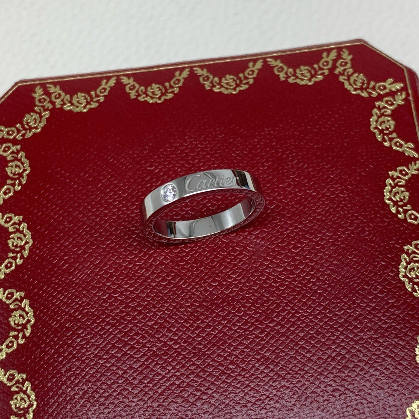 99新 Cartier/卡地亚 C DE CARTIER 窄版 18K白金 单钻 戒指