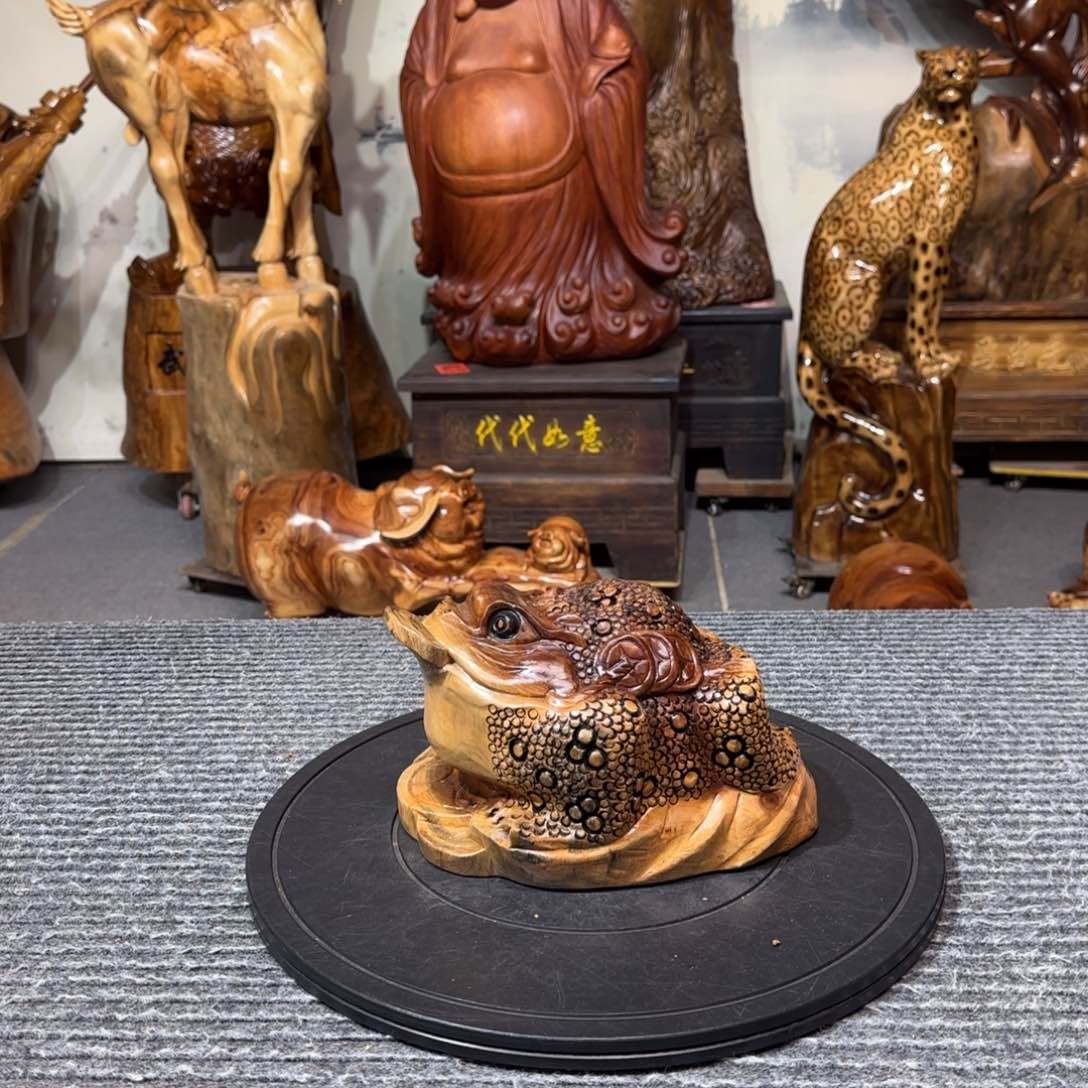 ?****?纯手工雕刻工艺品