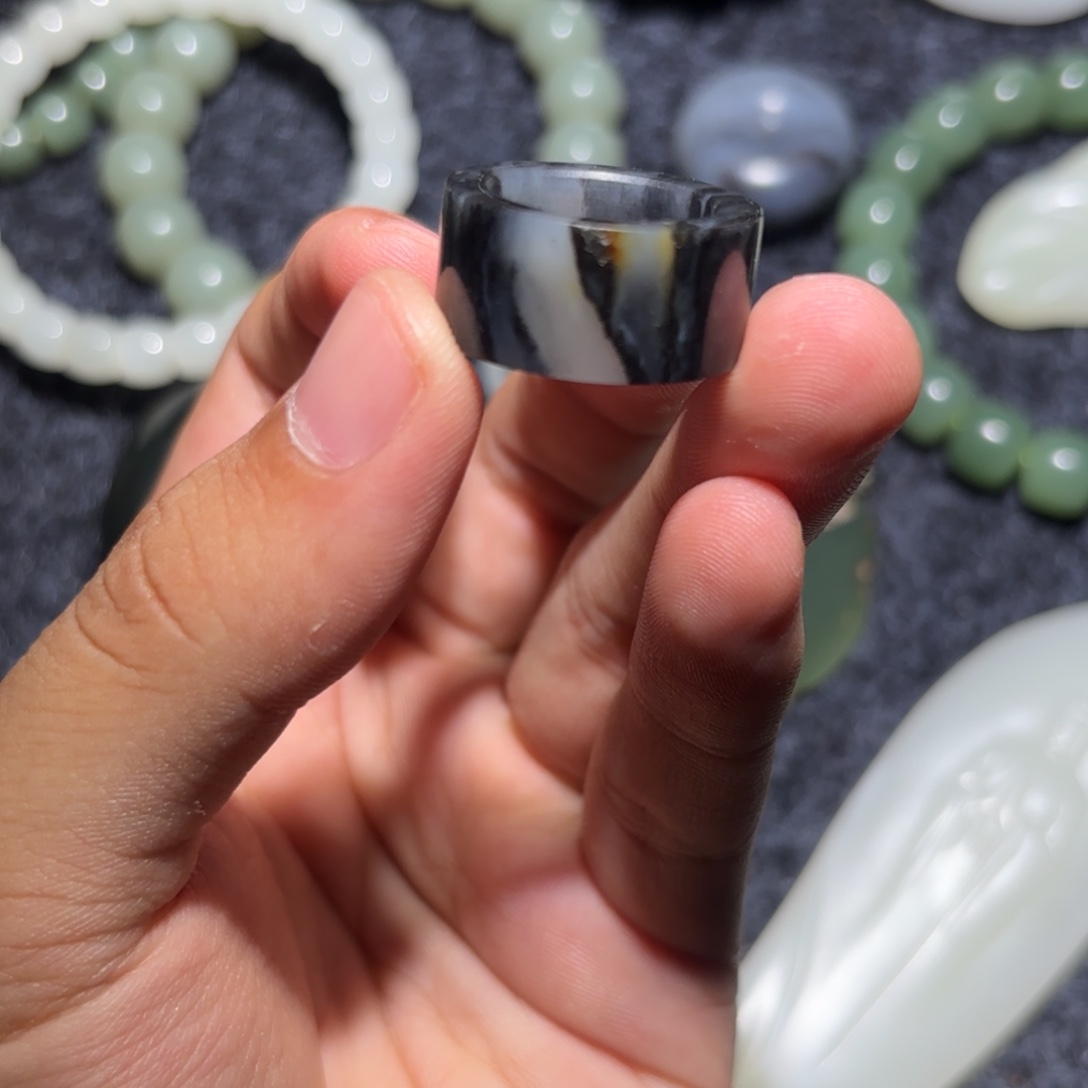 万***心未镶嵌手链和田玉