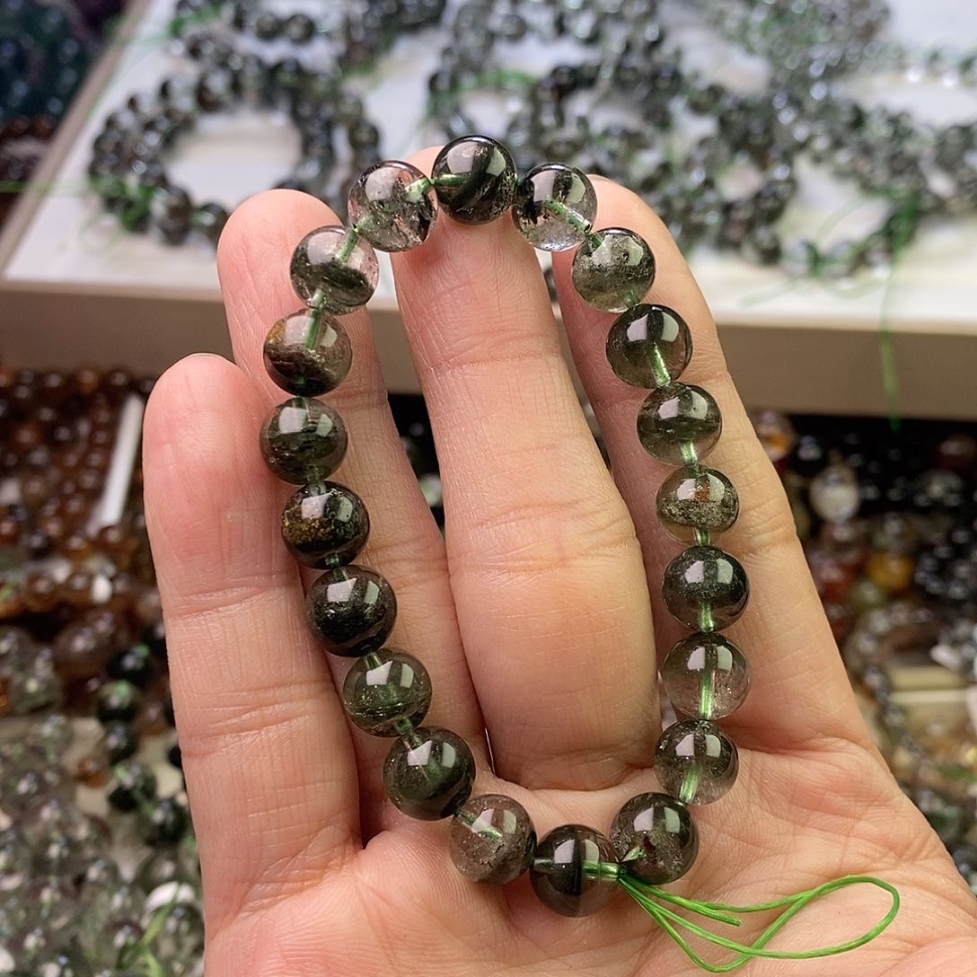 水晶手串未镶嵌心*卡9