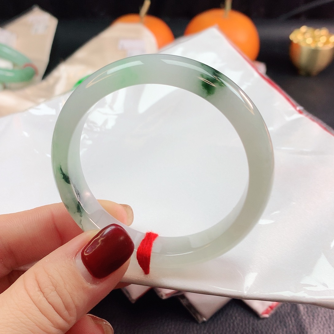 翡翠手镯未镶嵌正圈80008