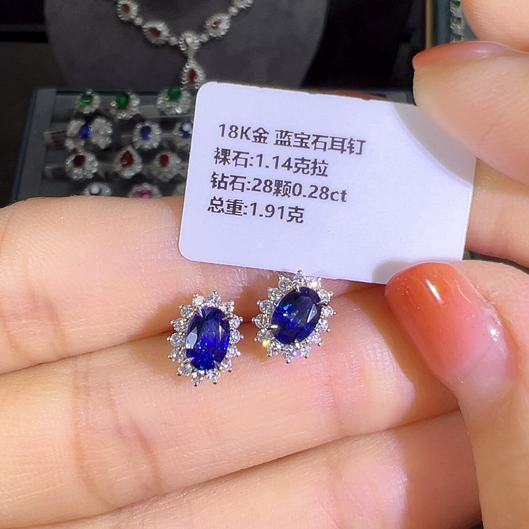 蓝宝石耳饰18K金镶嵌