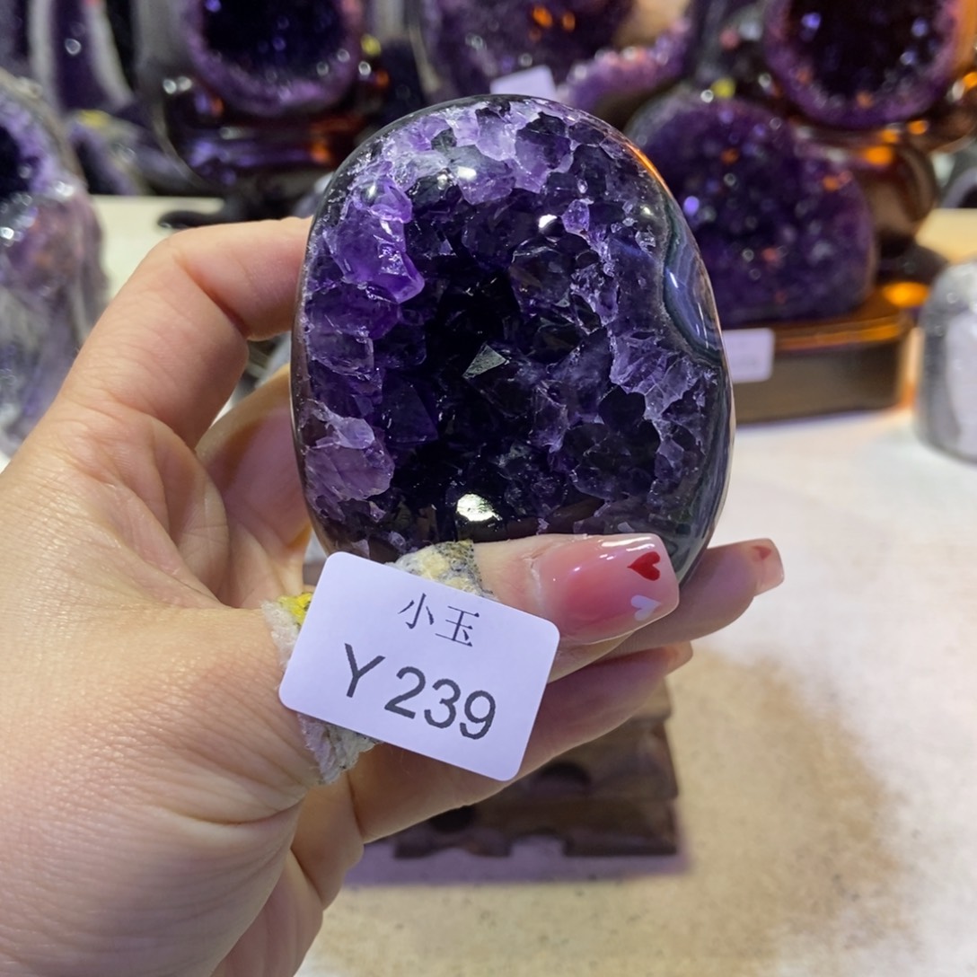 水晶摆件未镶嵌摆件