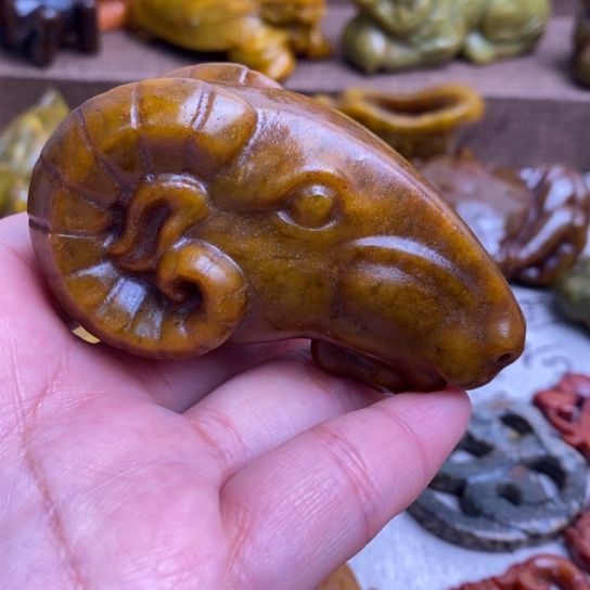 蛇纹石玉未镶嵌颈饰135