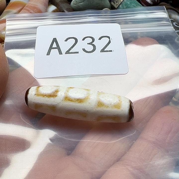 心***蕴玛瑙/玉髓未镶嵌手链