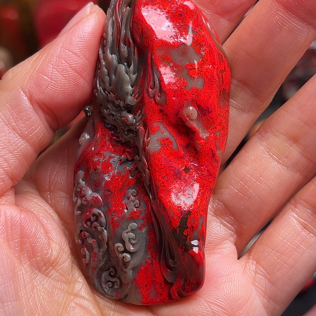 昌化石其他鸡血石手玩件