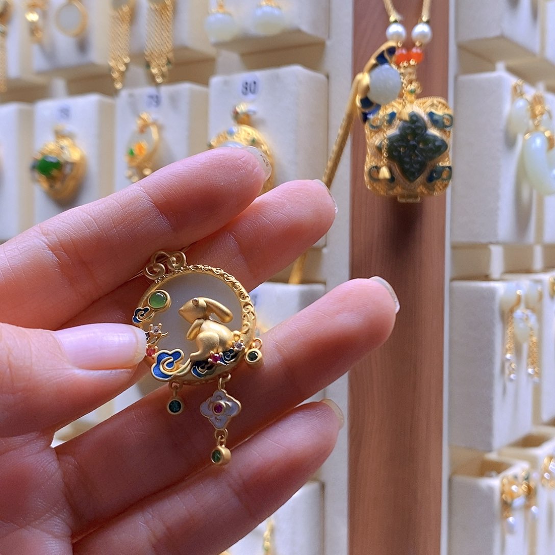 和田玉银S925镶嵌颈饰