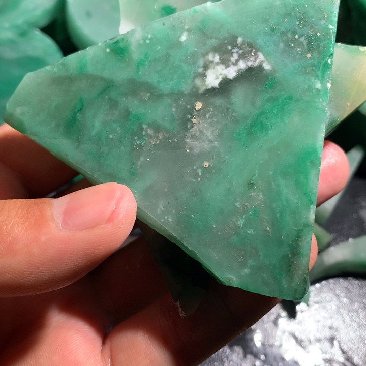 【闪购商品】翡翠颈饰未镶嵌乌**弟43