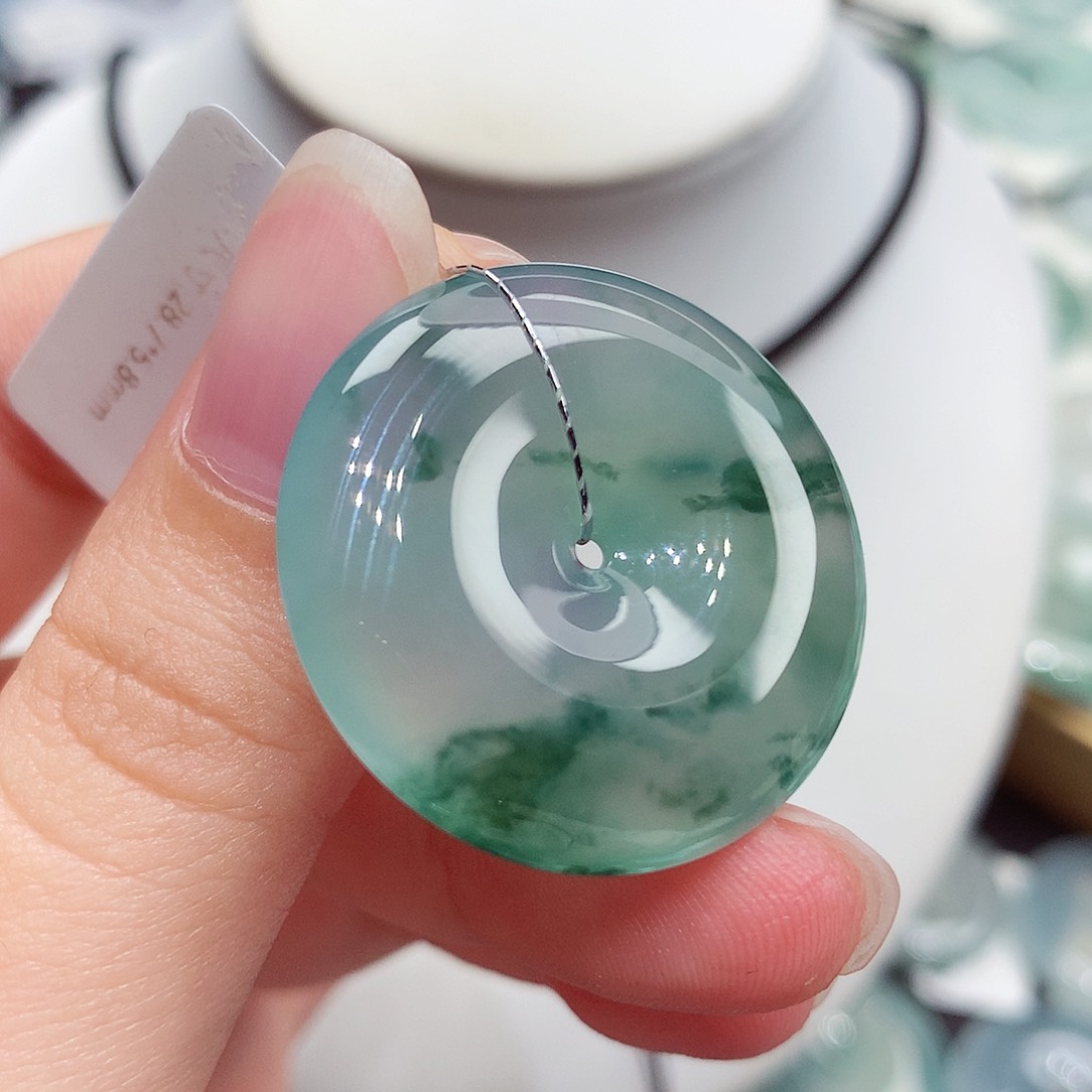 颈饰未镶嵌翡翠翡翠122，28.7/5.8