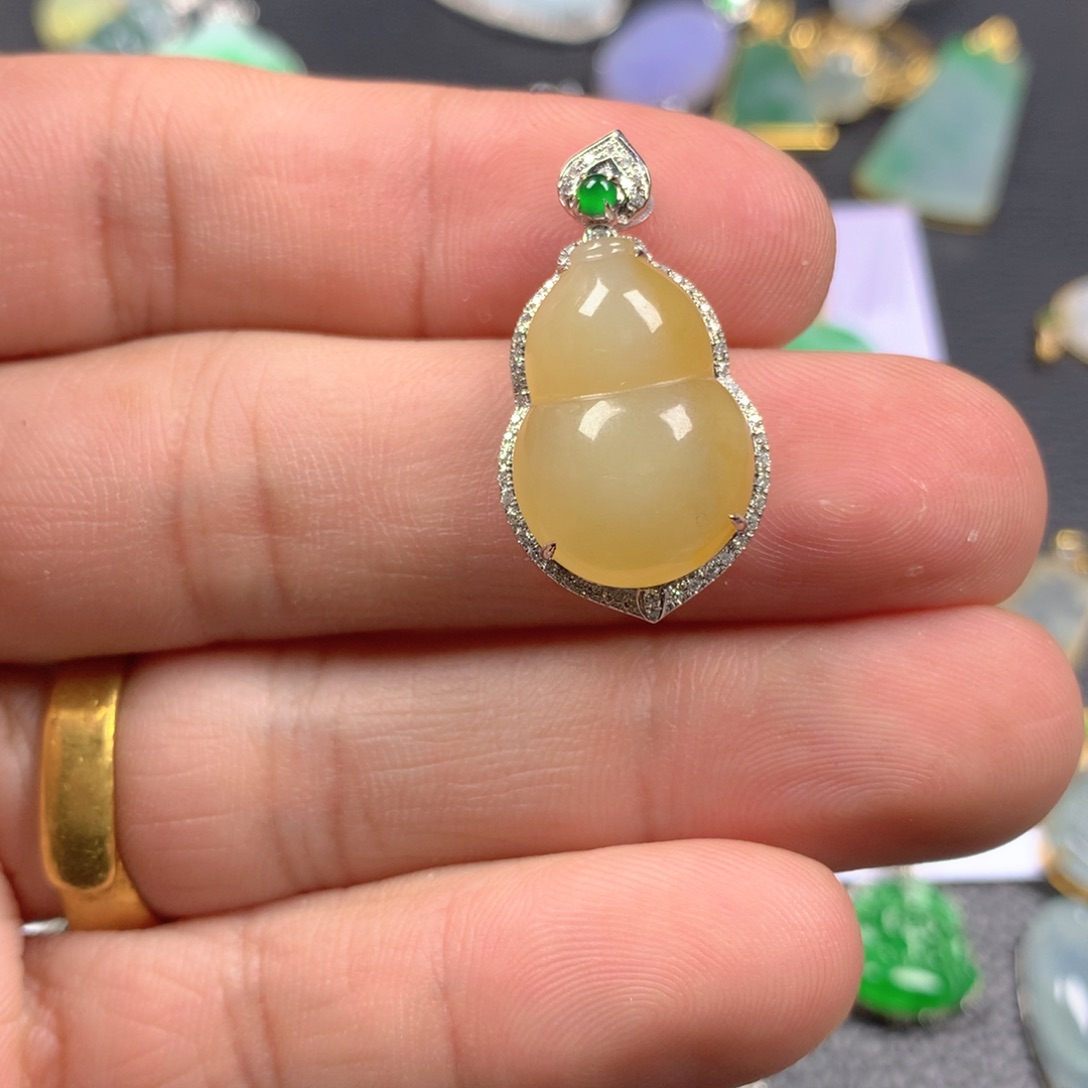 【闪购商品】翡翠颈饰18K金镶嵌斌*翡翠