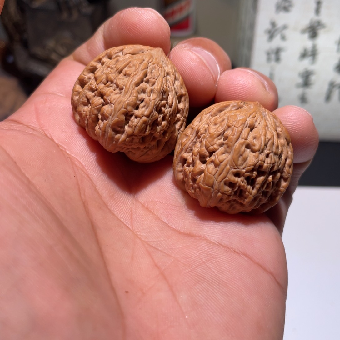 文玩核桃吊坠密纹