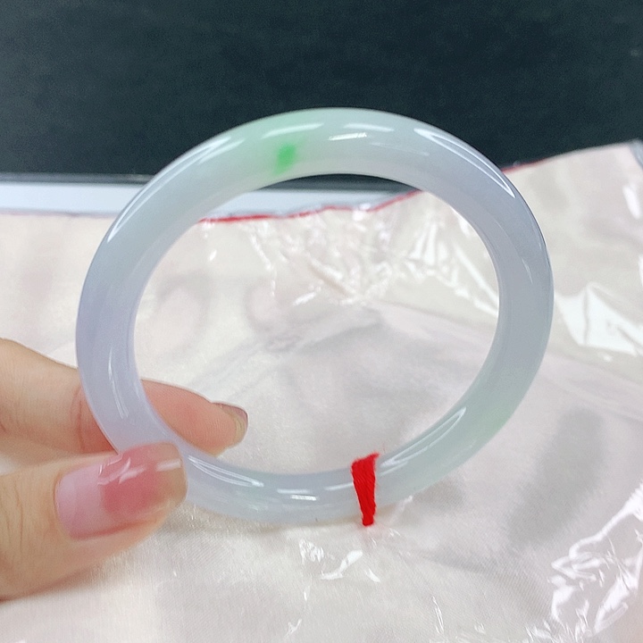 翡翠未镶嵌手镯圈56，04155