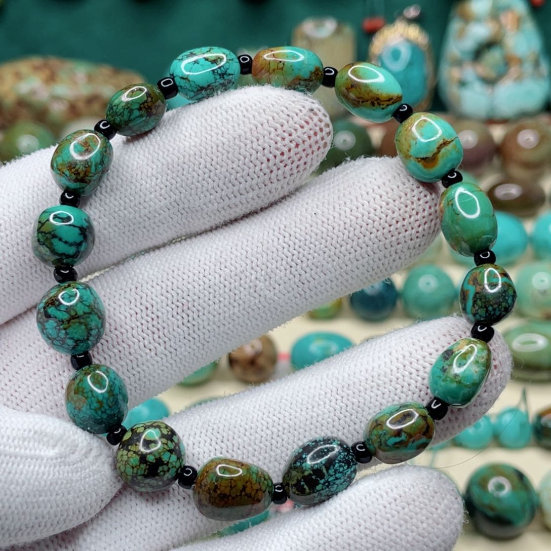 未镶嵌绿松石珠宝奇石