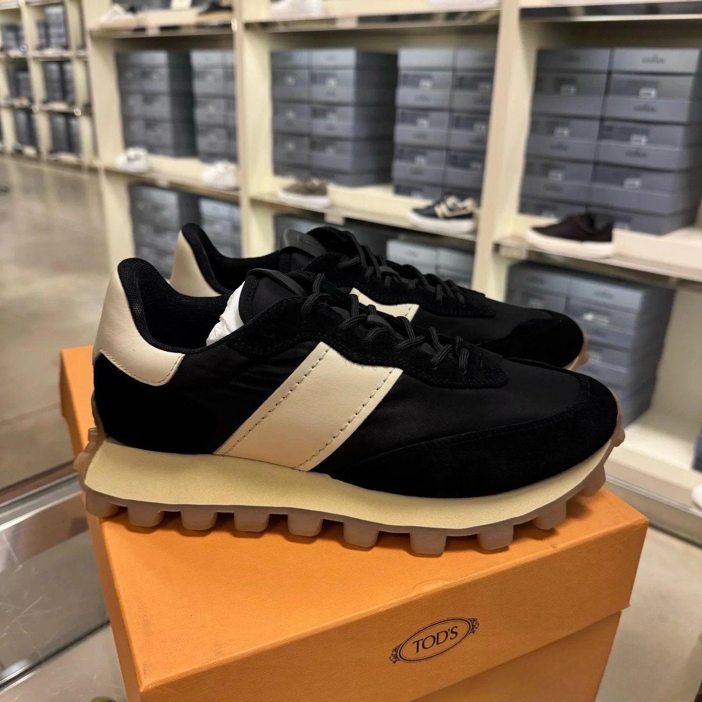 未使用 TOD’S/托德斯 TOD'S/托德斯  皮革系带低帮生活休闲鞋